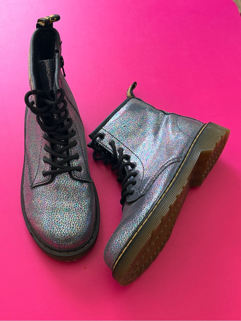 Doc Martens Delaney Boots Metallic Iridescent Black Rainbow Sparkle Size 5 EU 36 - Picture 12 of 14